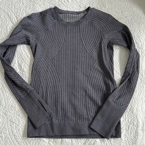 Women’s Lululemon Rest Less Pullover perfect condition